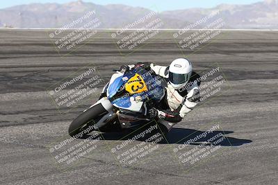media/Jan-16-2026-CVMA Friday Practice (Fri) [[6f2bf47531]]/5-Racer 4-Trackday1/Session 2 (Bowl)/